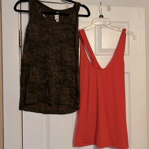 Athleta women’s Large racerback yoga tanks momentum and Chi scoop tank L